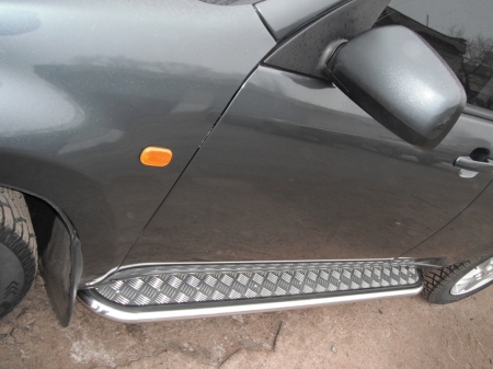 Mitsubishi Outlander XL 2012-2014г.в.-Пороги с листом d-43